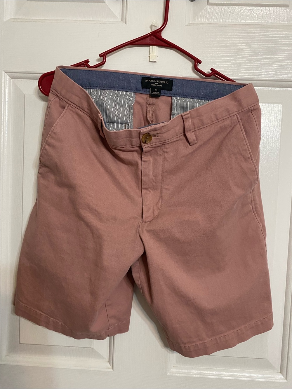 Banana Republic Men's Dusty Rose Flat Front Shorts